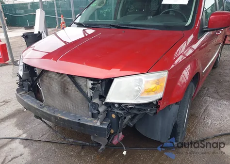 2010 Dodge Grand Caravan Sxt from USA, damaged, VIN 2D4RN5DX1AR124642